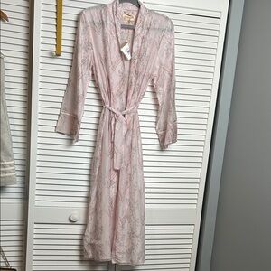 Papinelle Silk Cotton blend Luxurious Pink Women's Robe falling blossom size S